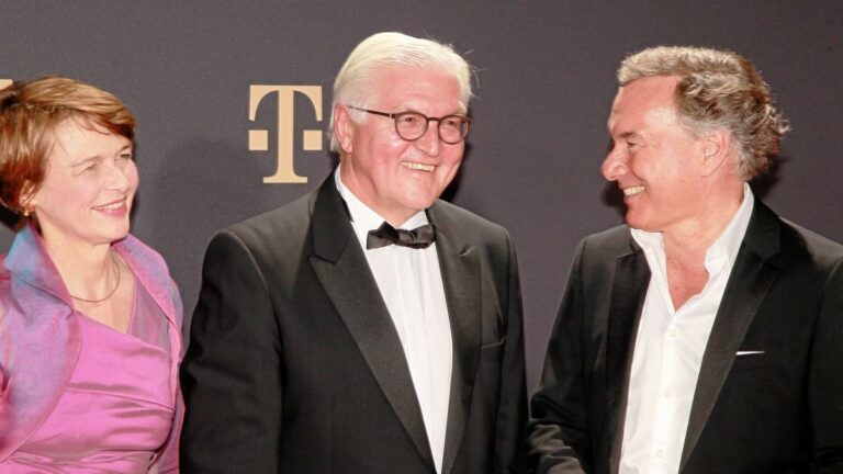 nico hofmann ehefrau